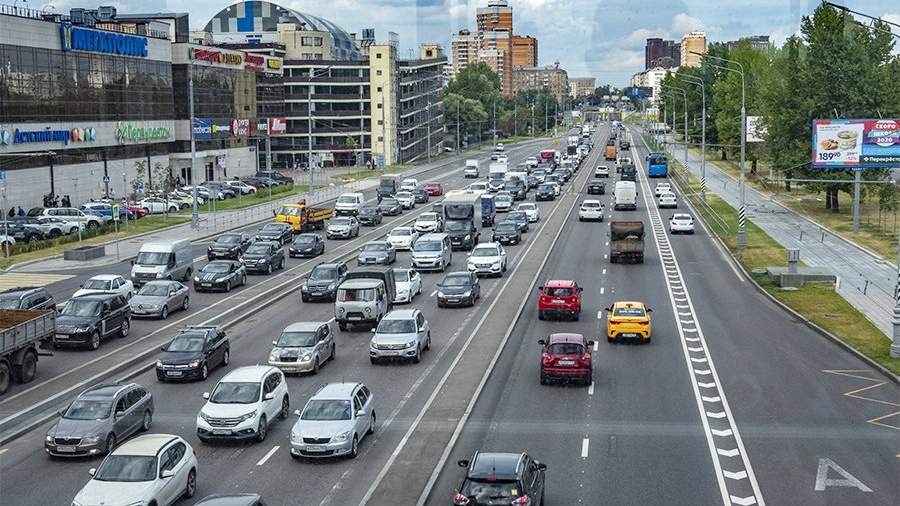 Движение автомобилей в россии